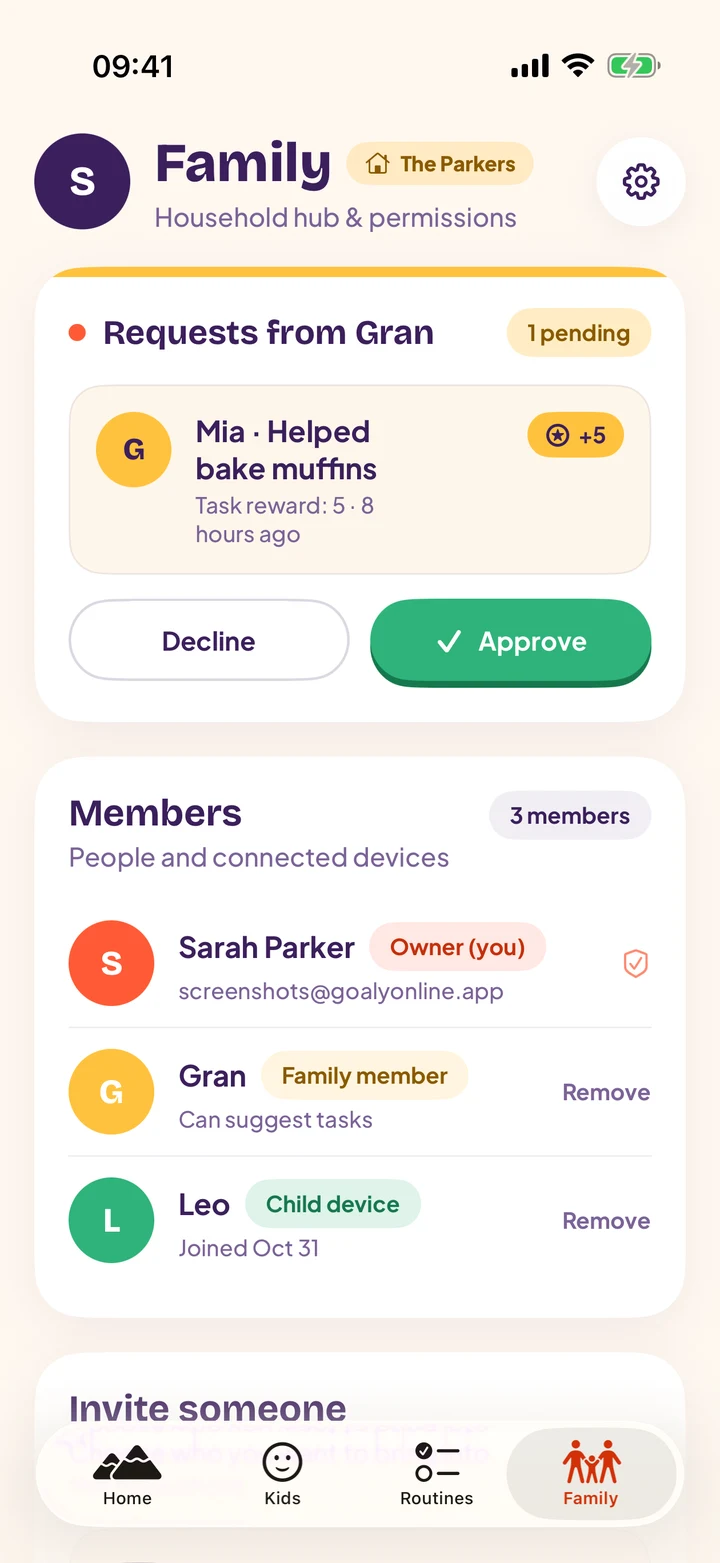 The Family tab: requests to approve, members and child devices with their roles, and an invite code with a QR code.